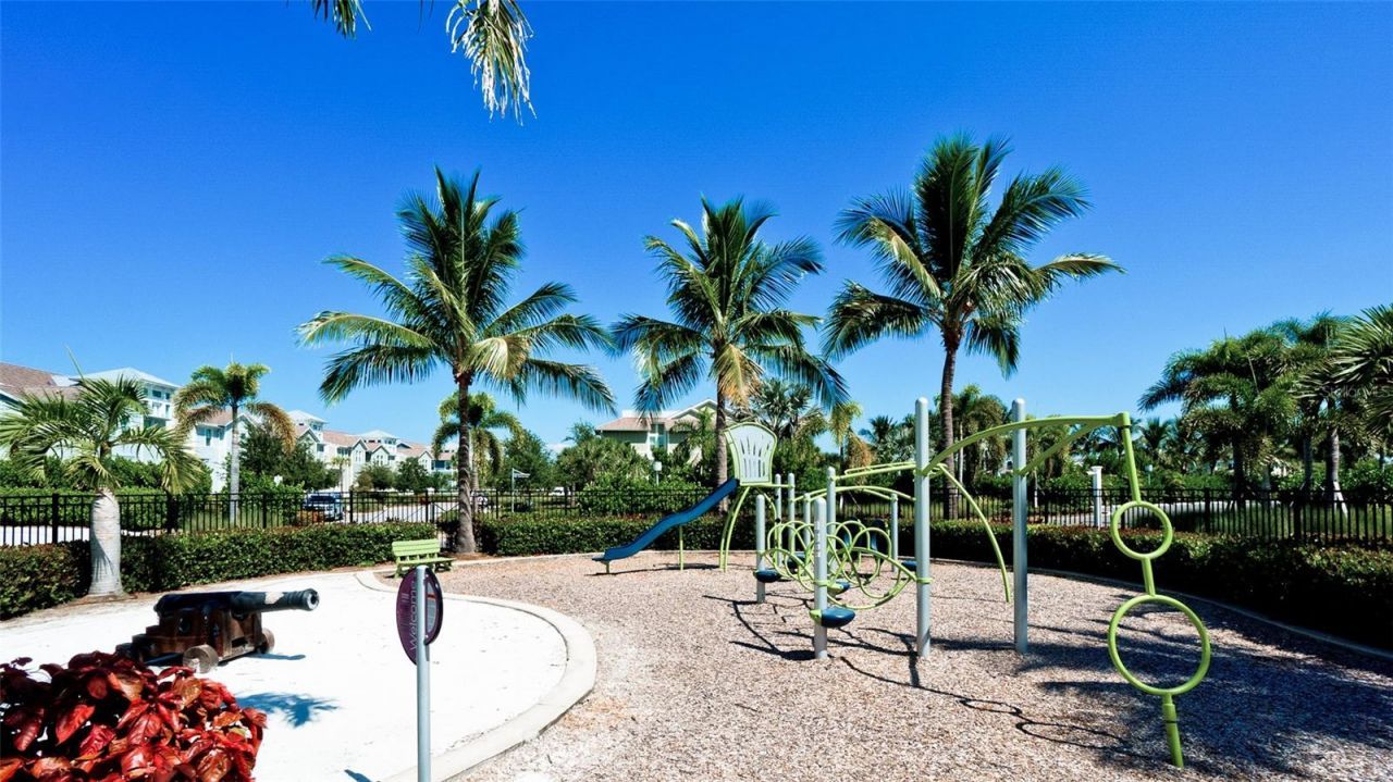 379 Aruba Circle , Unit 303, Bradenton, FL 34209 Photo