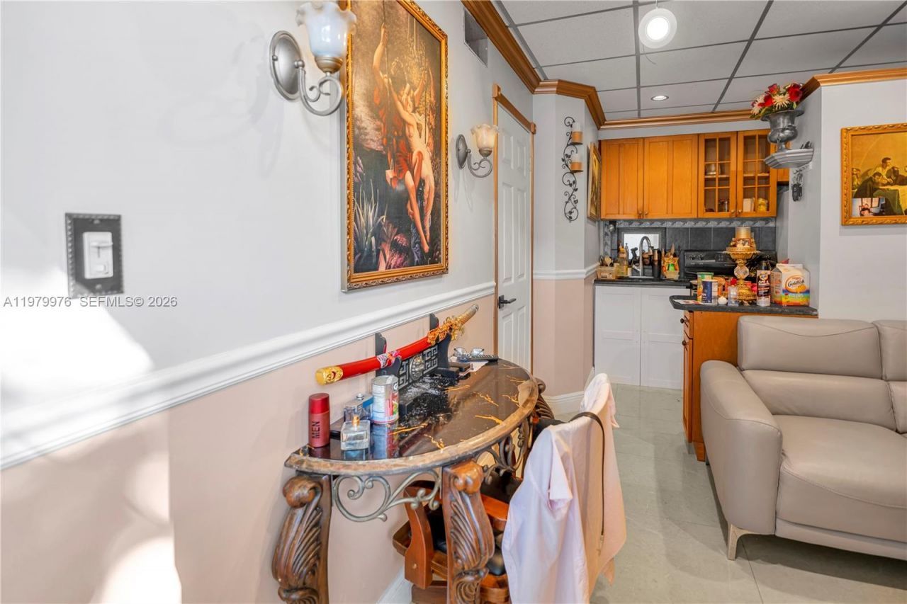 2900 SW 19th St , Miami, FL 33145 Photo