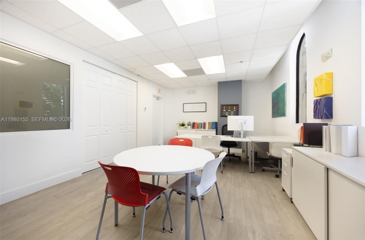 1805 Ponce De Leon Blvd , Unit 310, Coral Gables, FL 33134 Photo