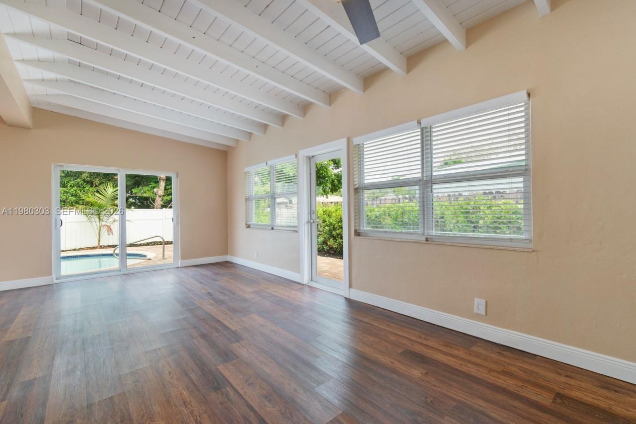 3137 SW 15th St , Fort Lauderdale, FL 33312 Photo