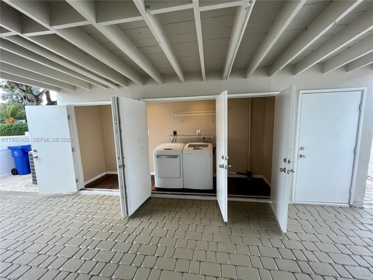 3137 SW 15th St , Fort Lauderdale, FL 33312 Photo