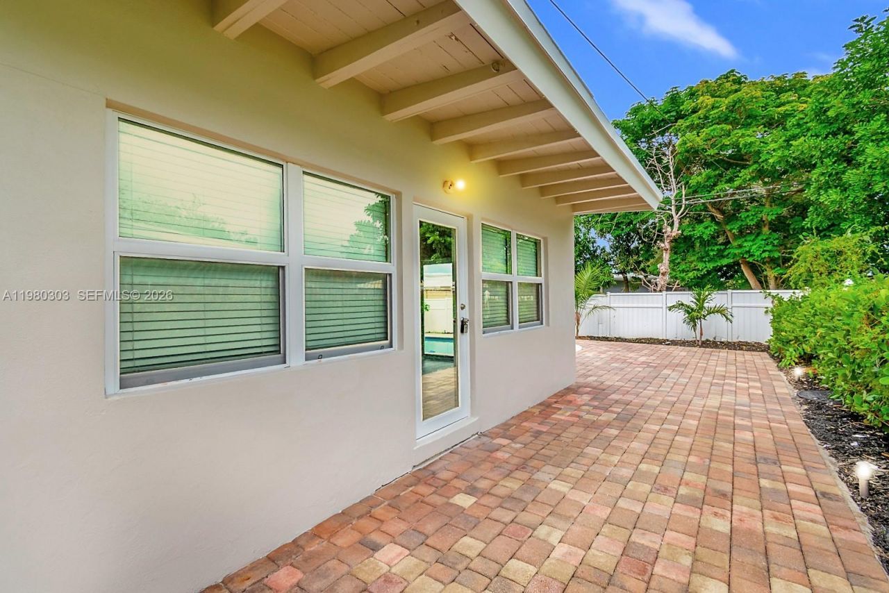 3137 SW 15th St , Fort Lauderdale, FL 33312 Photo