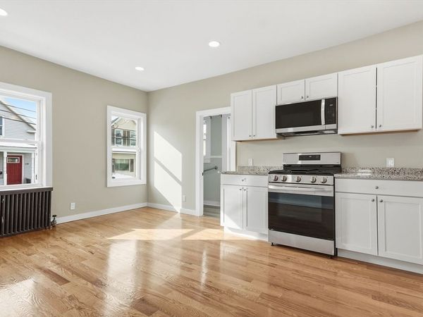 116 Coburn, Unit 116, Lowell, MA 01850