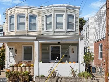 36 S CRICKET TERRACE, ARDMORE, PA 19003