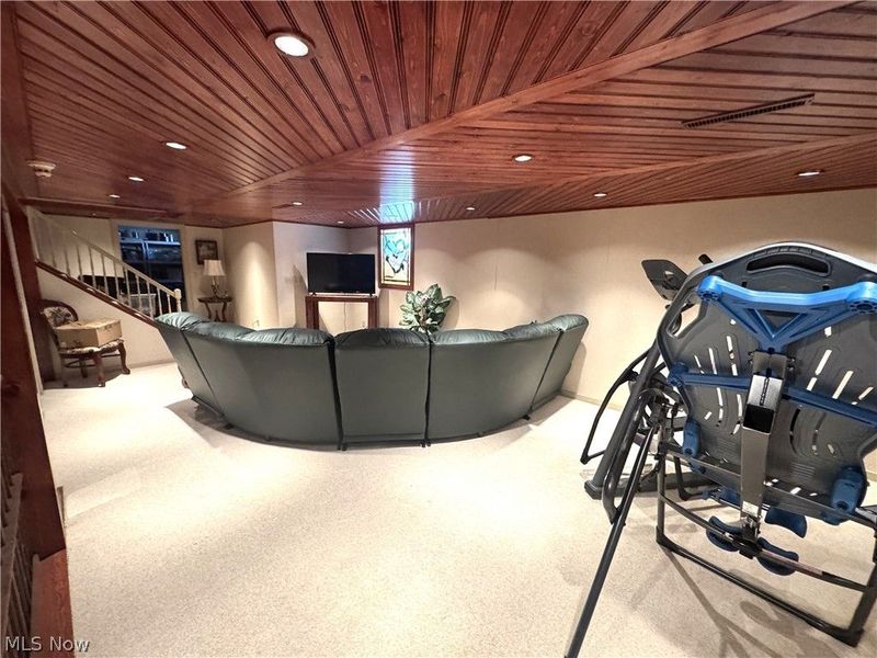 1151 Surrey Point Drive , Warren, OH 44484 Photo 17