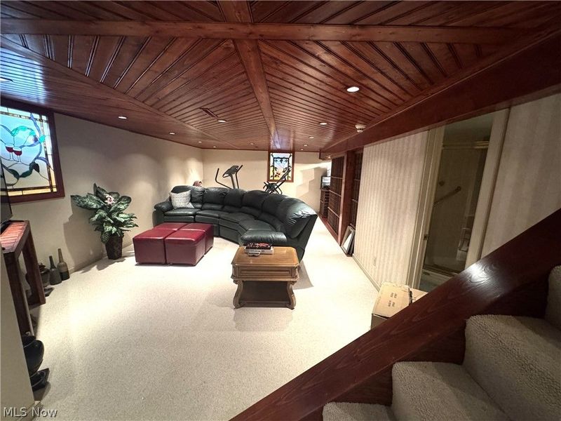 1151 Surrey Point Drive , Warren, OH 44484 Photo 18