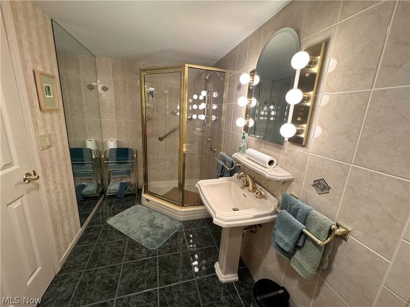 1151 Surrey Point Drive , Warren, OH 44484 Photo 21