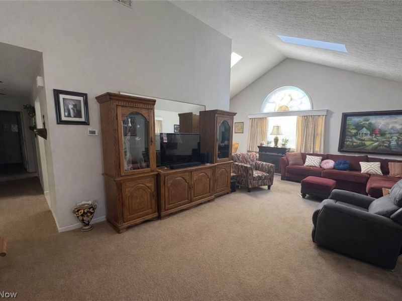 1151 Surrey Point Drive , Warren, OH 44484 Photo 4