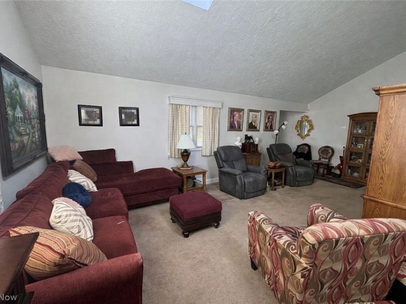 1151 Surrey Point Drive , Warren, OH 44484 Photo 5