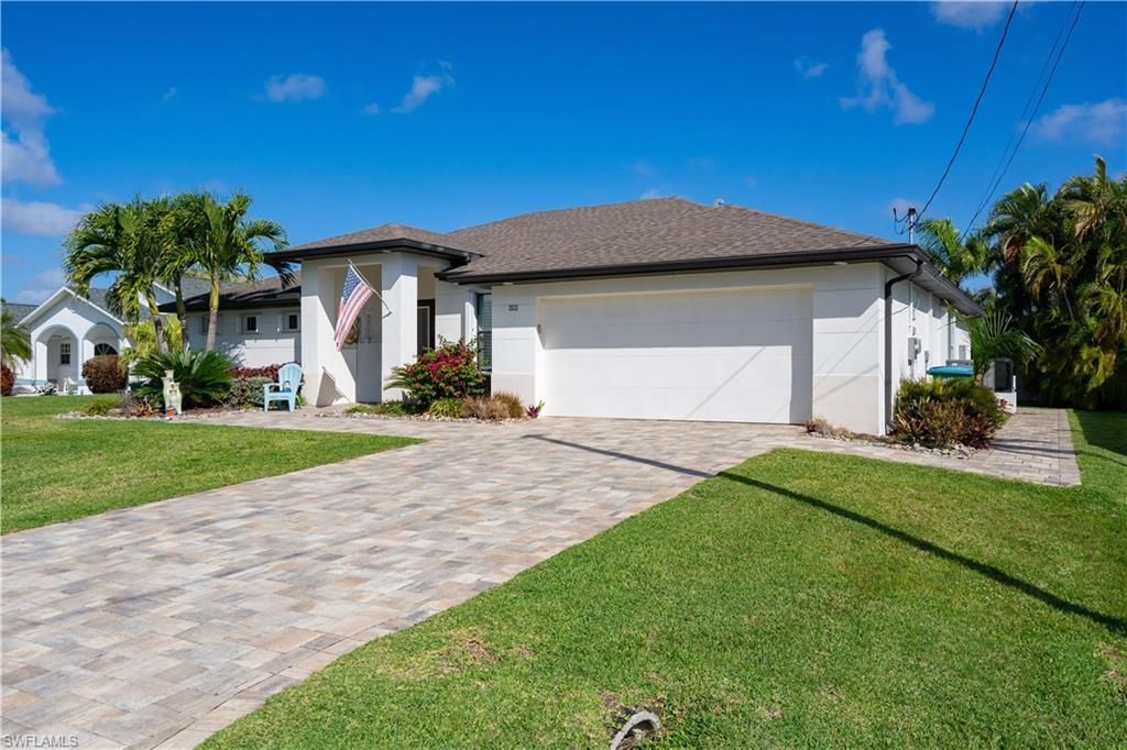 2533 SW 38th Ter, Cape Coral, FL 33914 Photo