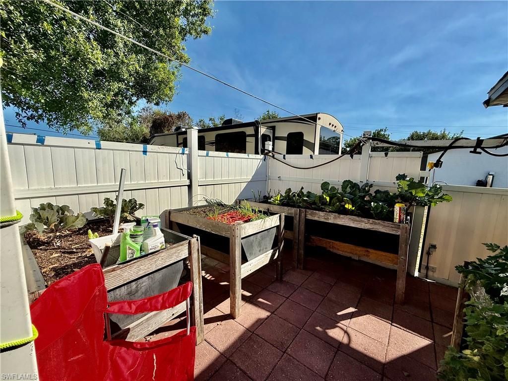 2253 8th Ct, Lehigh Acres, FL 33936 Photo