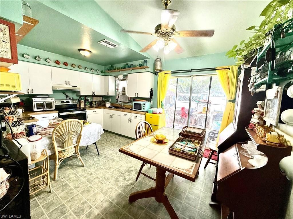 2253 8th Ct, Lehigh Acres, FL 33936 Photo