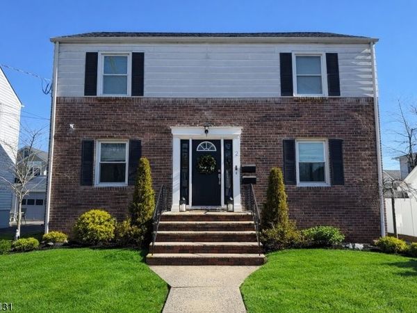 2 Preston Ave, Cranford, NJ 07016