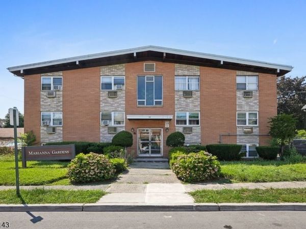14 Hazard Pl, Elizabeth, NJ 07208