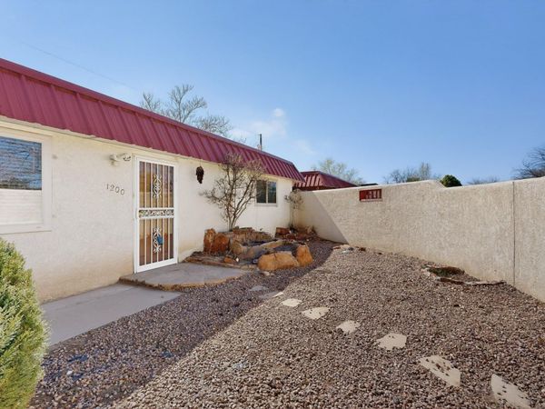 1200 La Poblana Road NW, Albuquerque, NM 87107