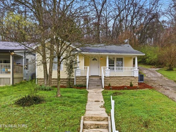 5301 Ross Rd , Knoxville, TN 37914