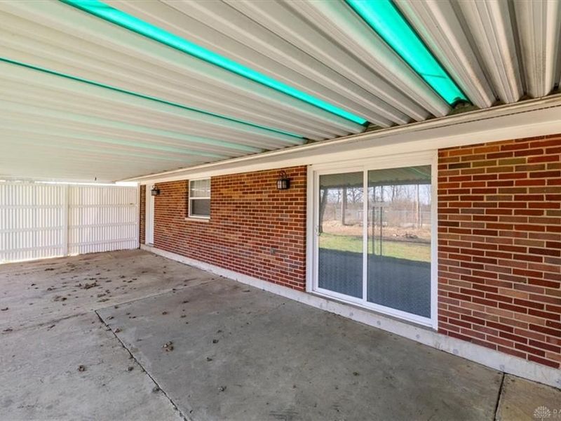 7100 Chatlake Drive, Dayton, OH 45424 Photo 30