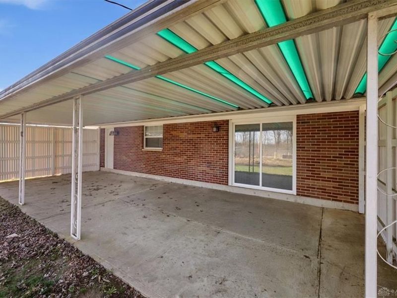 7100 Chatlake Drive, Dayton, OH 45424 Photo 31