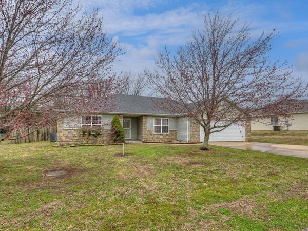 105 N Diane Court, Diamond, MO 64840