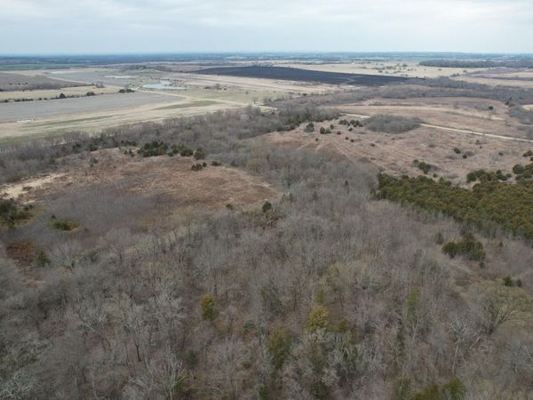 890 NW 100th Road, Liberal, MO 64762