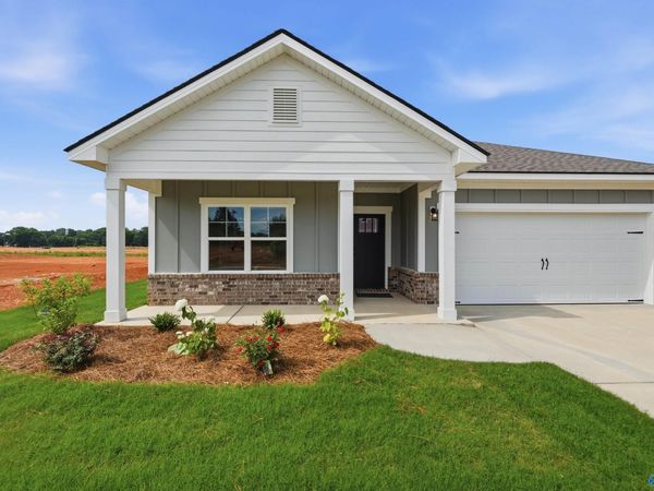 121 Berry Cove Avenue, New Market, AL 35761
