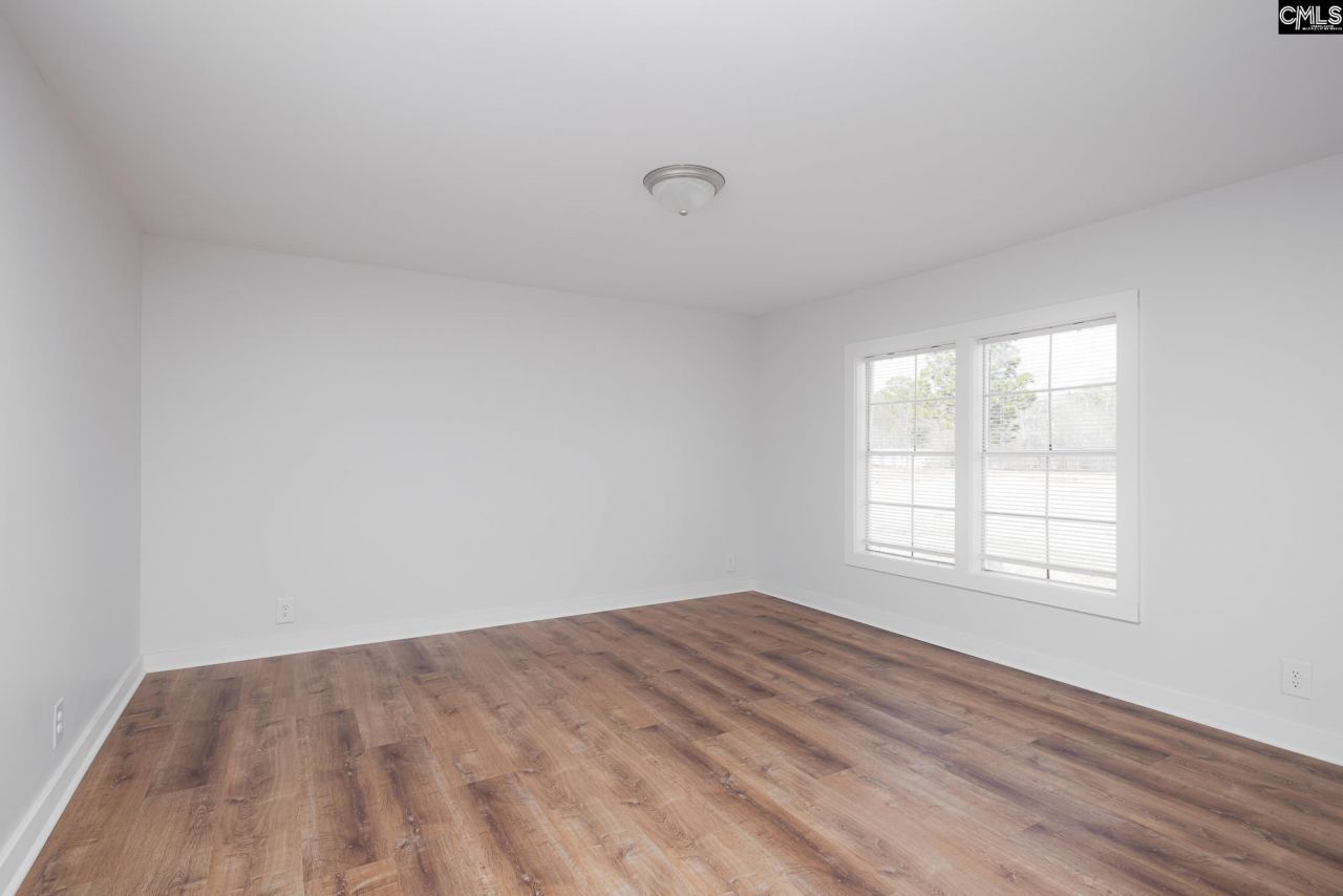 149 Testo Drive Photo 7