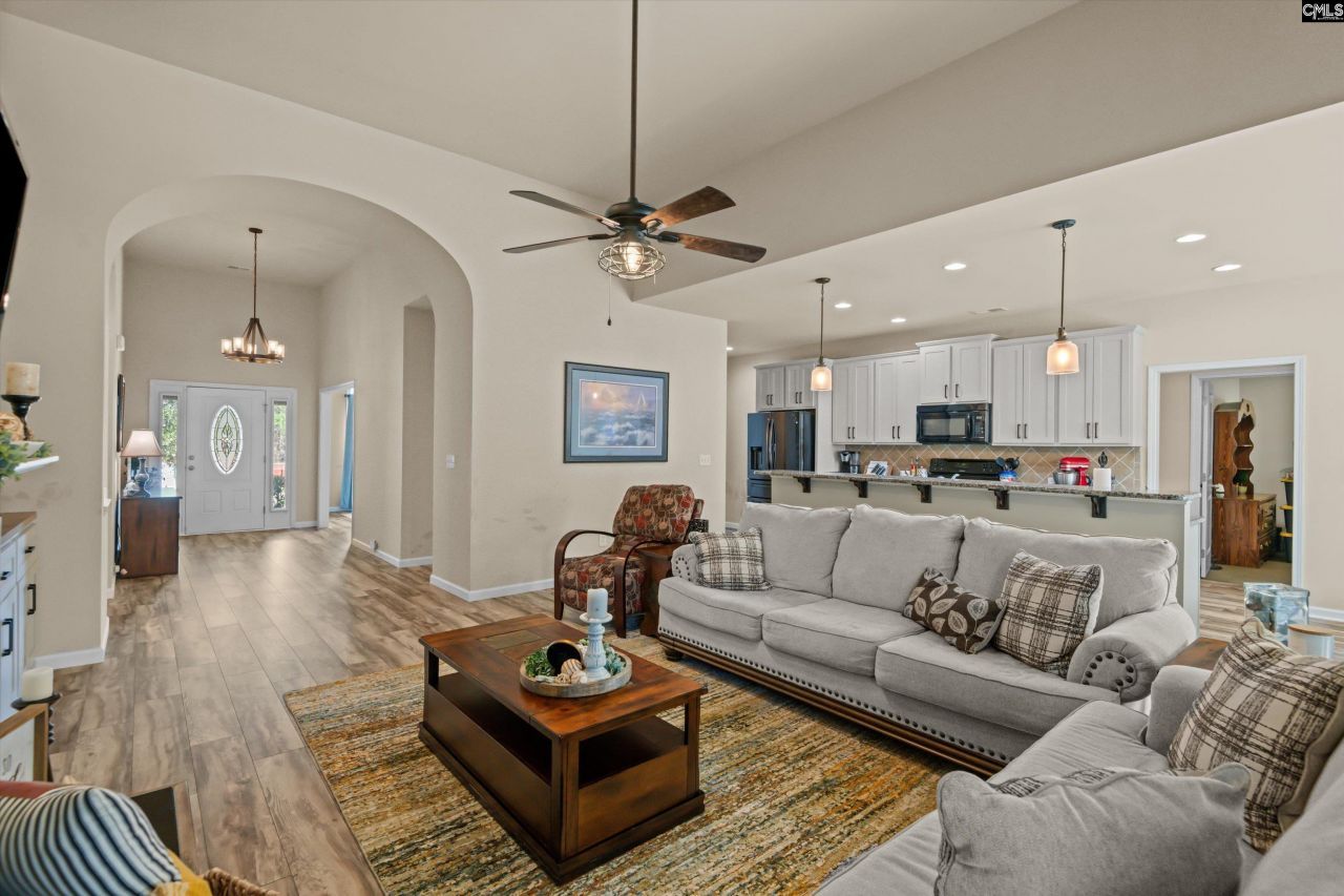 69 Saughtree Lane Photo 14