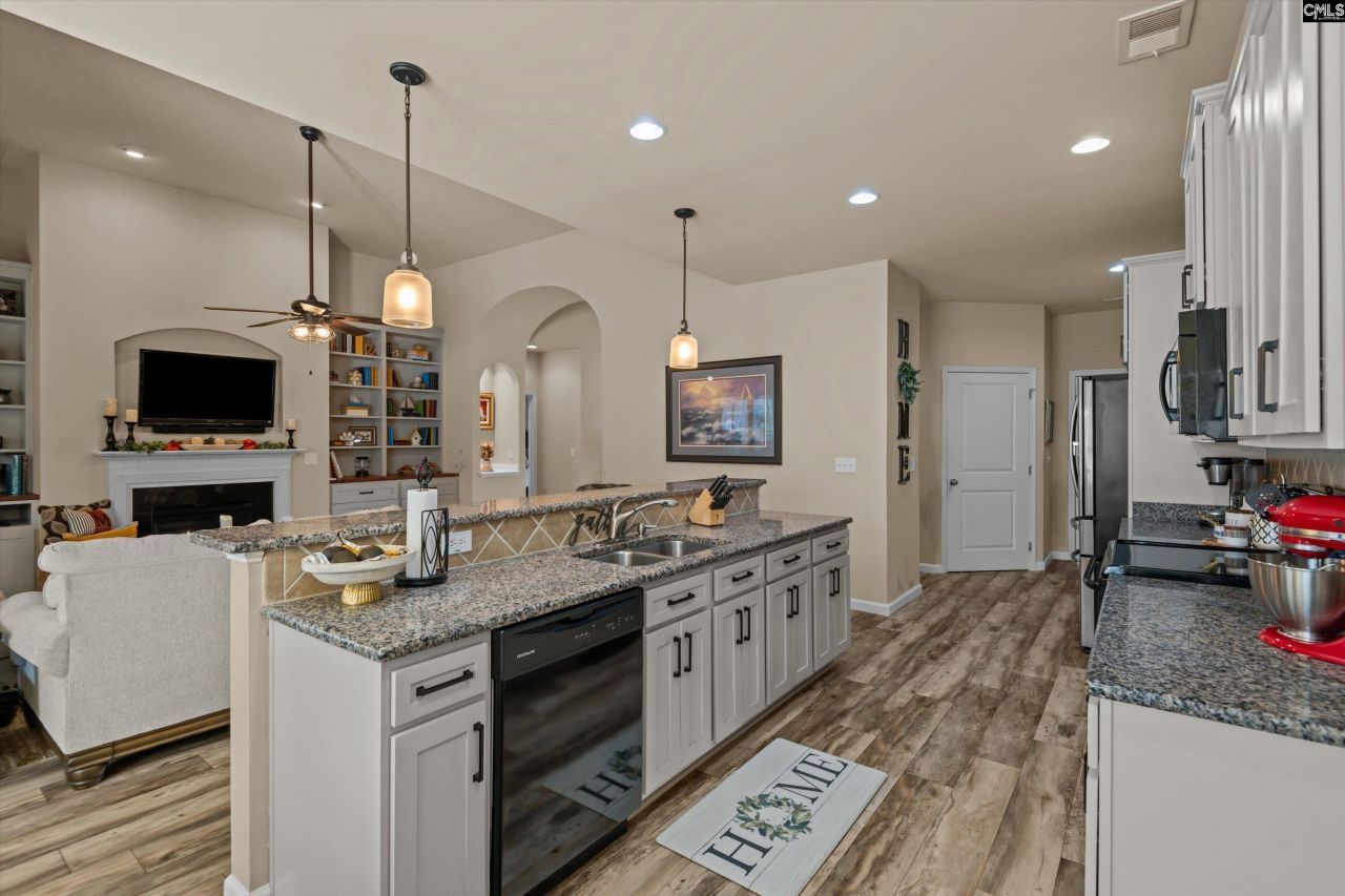 69 Saughtree Lane Photo 18