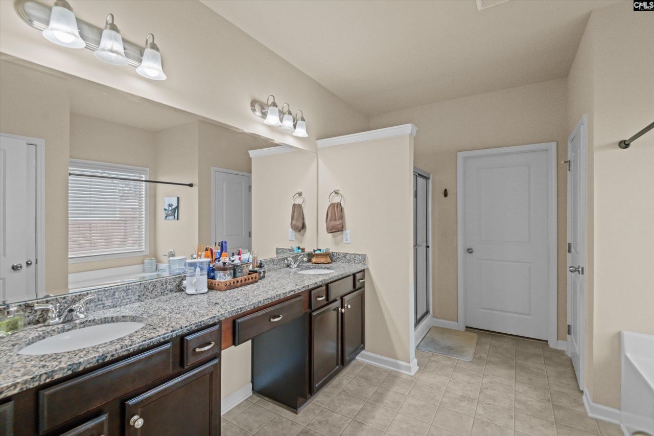 69 Saughtree Lane Photo 26