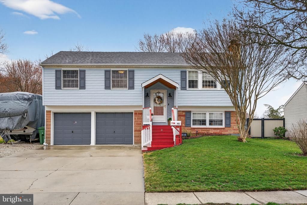 41 Radnor Boulevard, Marlton, NJ 08053 Main Photo