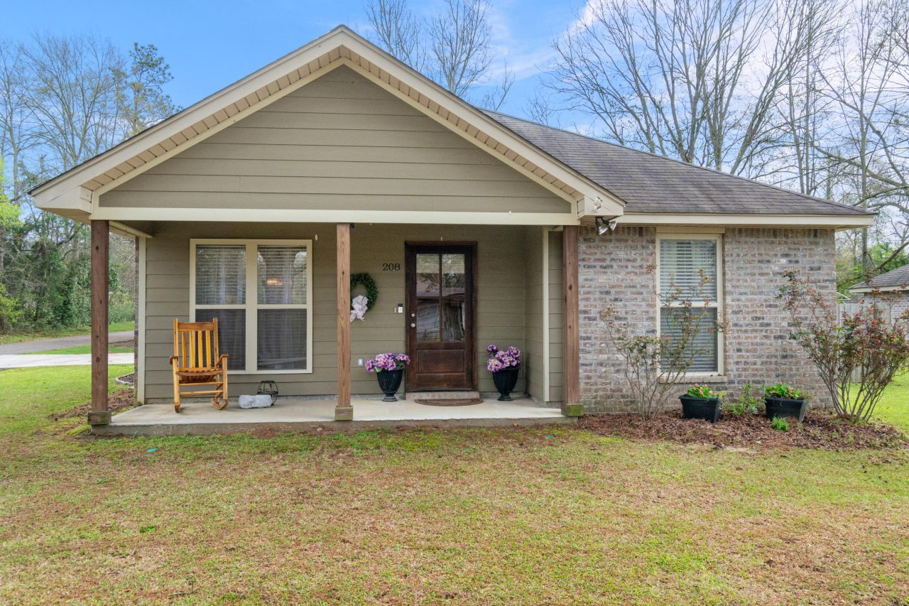 208 North St., Petal, MS 39465 Main Photo