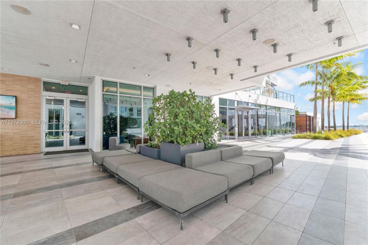 3900 Biscayne Blvd , Unit S-916, Miami, FL 33137 Photo