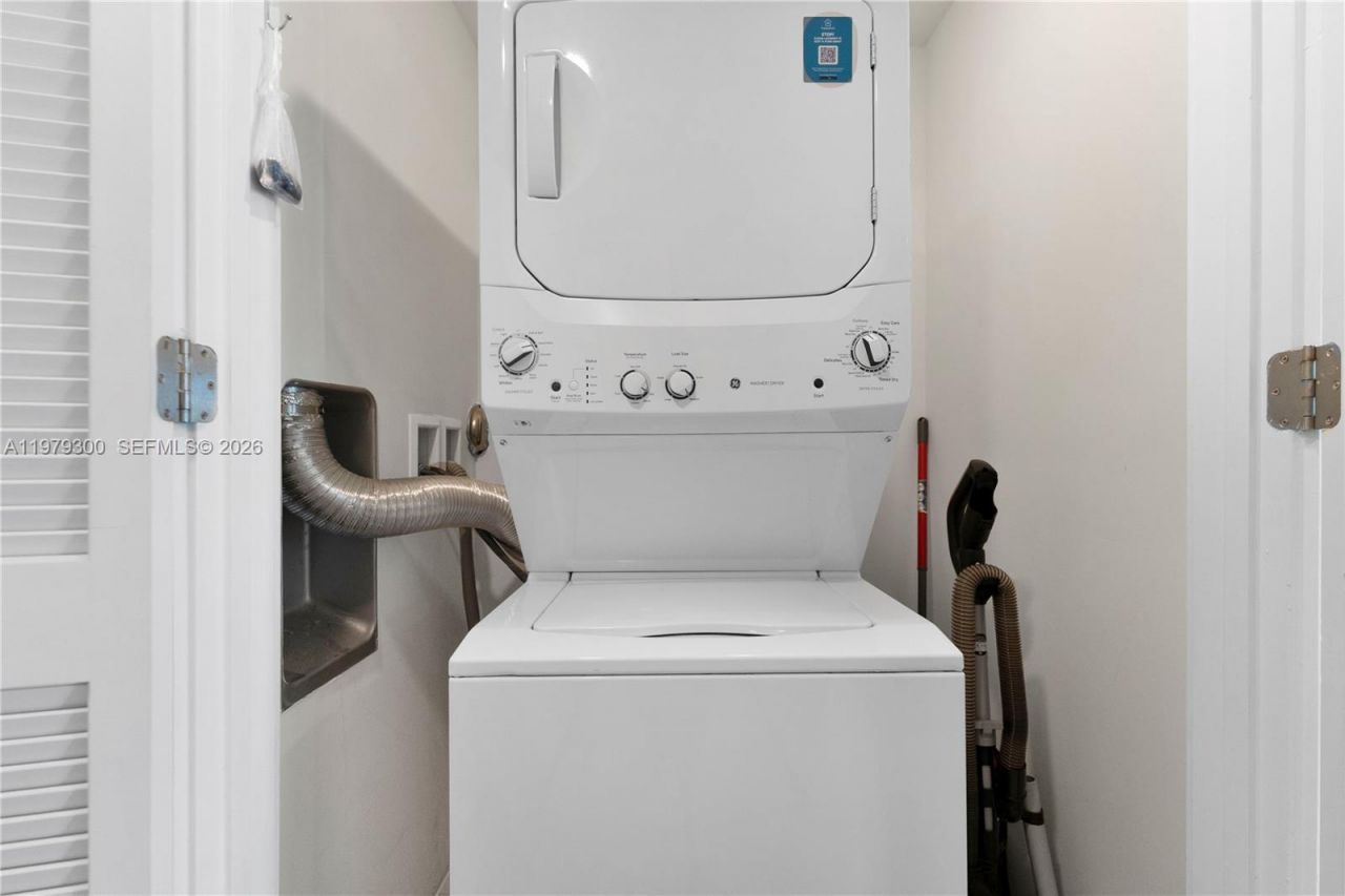 3900 Biscayne Blvd , Unit S-916, Miami, FL 33137 Photo