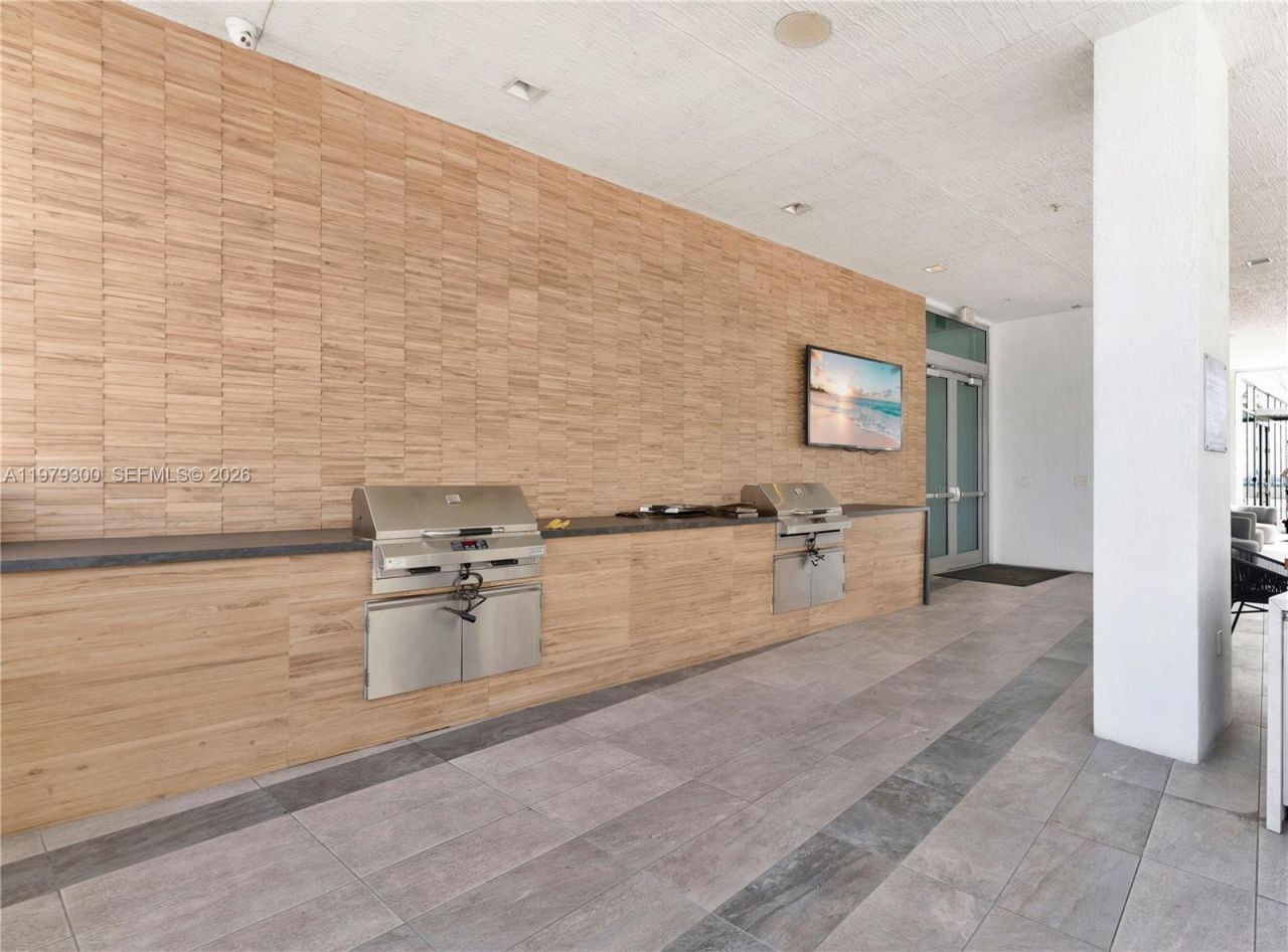 3900 Biscayne Blvd , Unit S-916, Miami, FL 33137 Photo