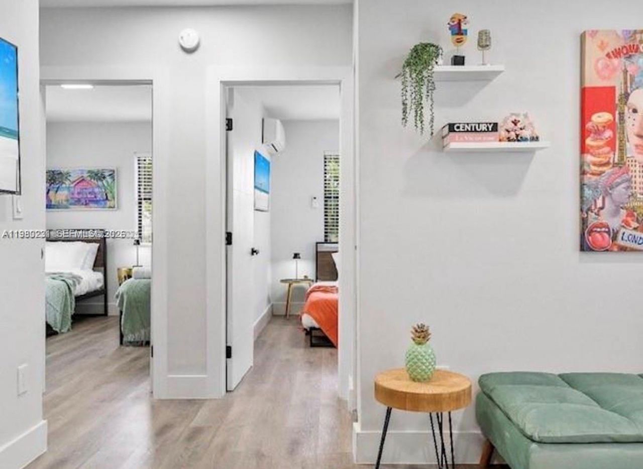 584 NW 30th St , Miami, FL 33127 Photo