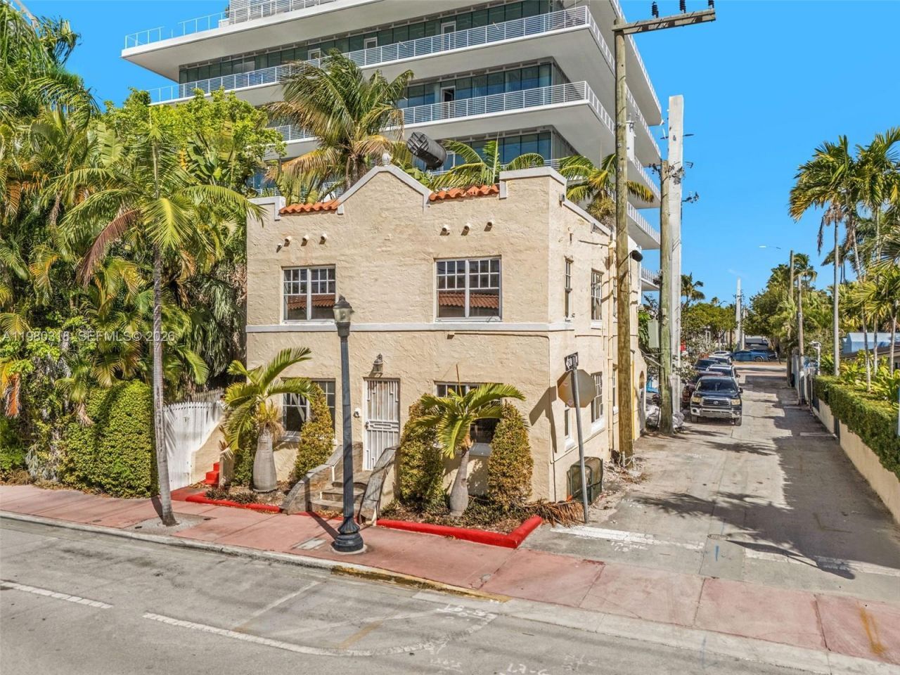 927 4th St, Miami Beach, FL 33139 Photo