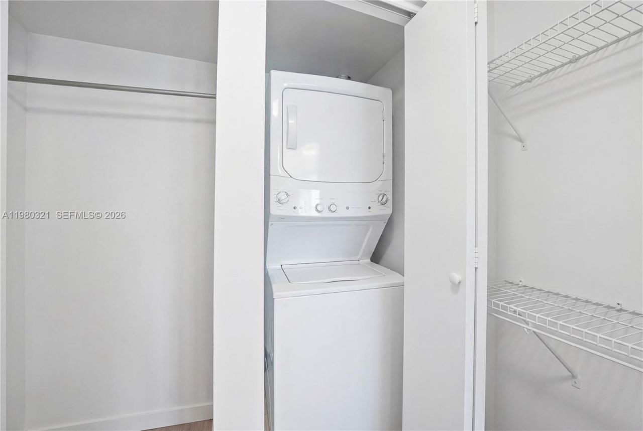 60 SW 13th St, Unit 4414, Miami, FL 33130 Photo