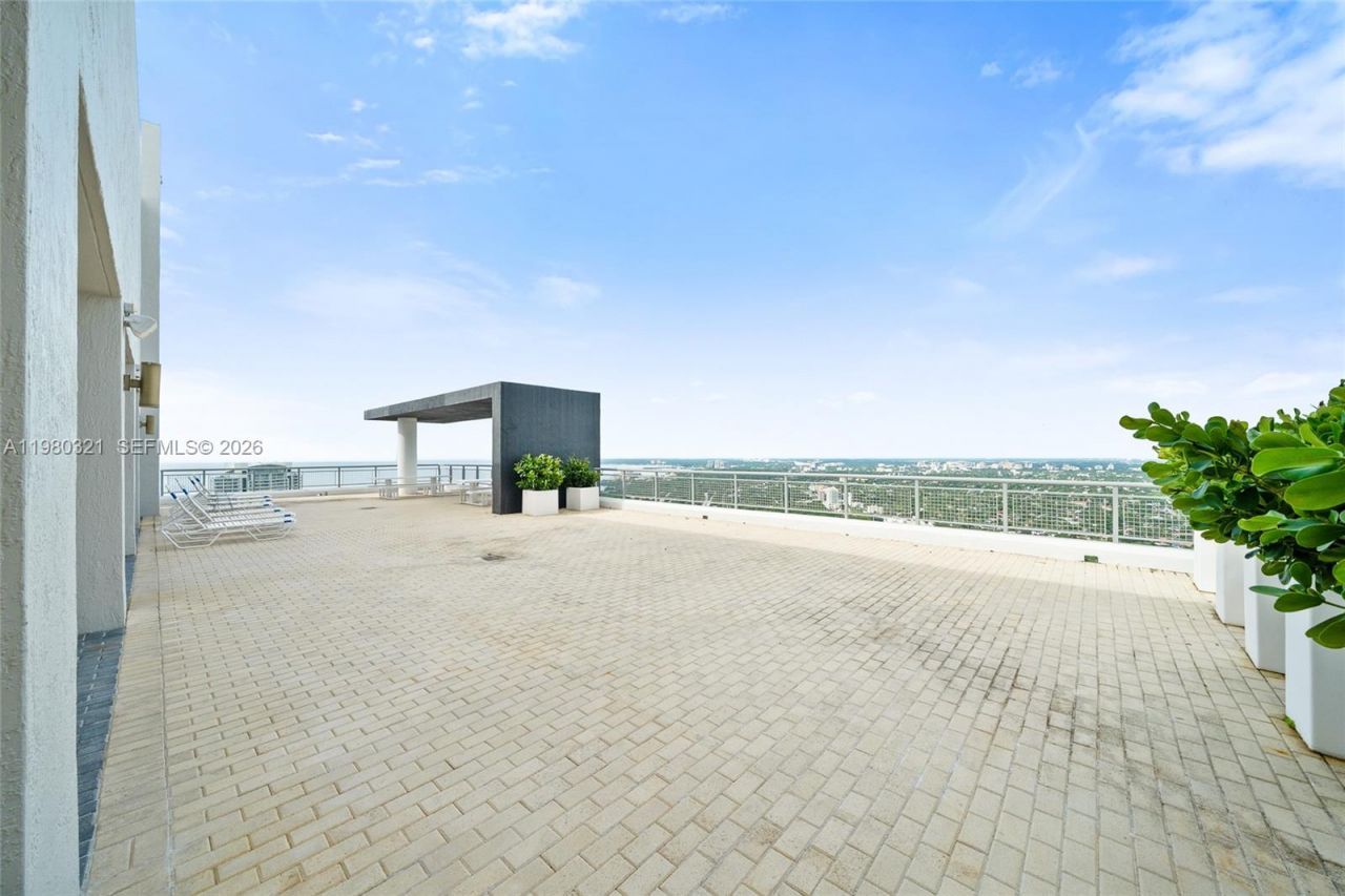 60 SW 13th St , Unit 4414, Miami, FL 33130 Photo