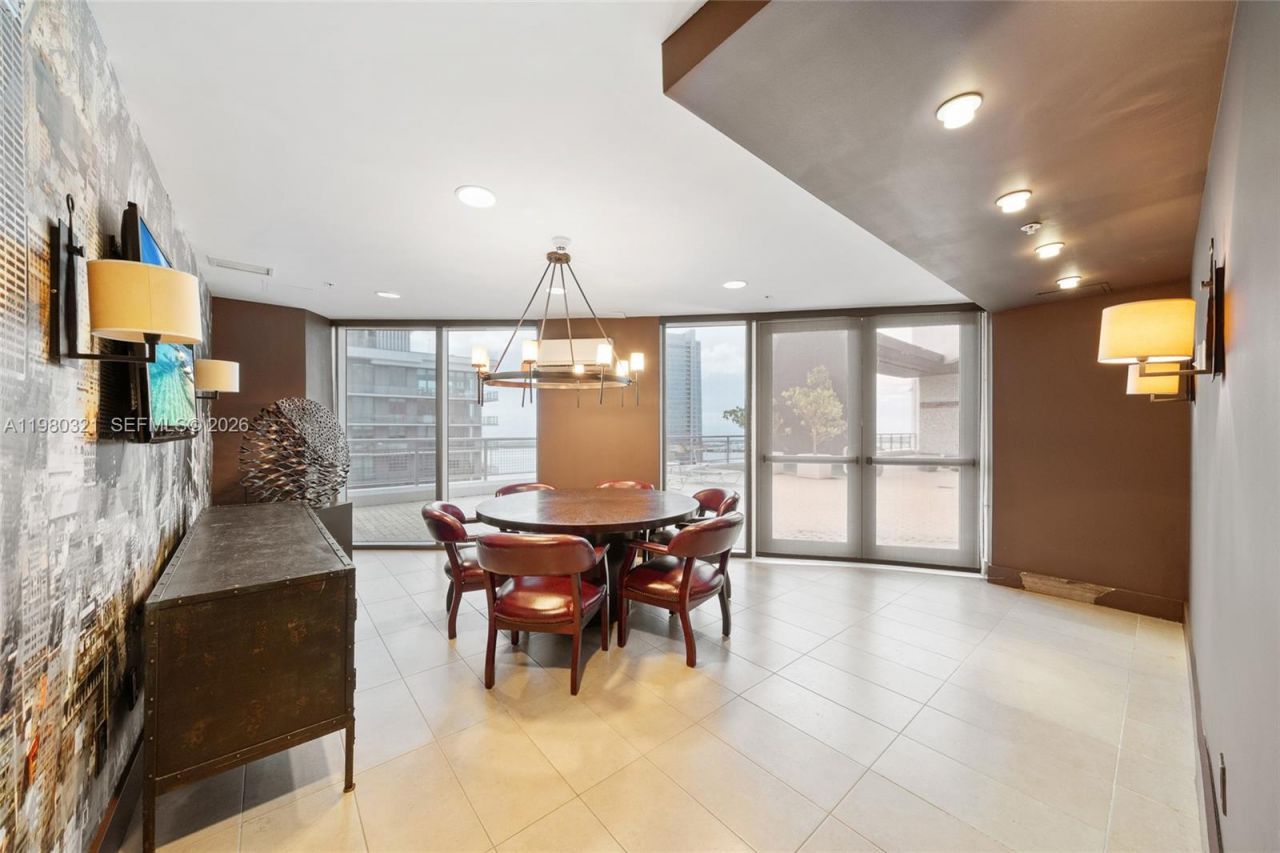 60 SW 13th St, Unit 4414, Miami, FL 33130 Photo