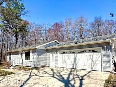1730 INDIAN Road, Oregon Twp, MI 48446