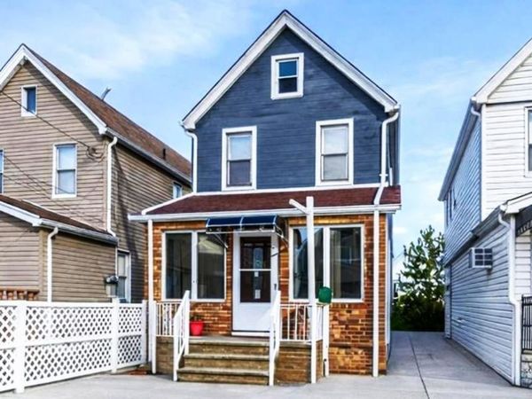 89-25 201st Street , Hollis, NY 11423