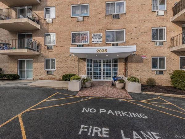 2035 Central Park Avenue , Unit 1S, Yonkers, NY 10710