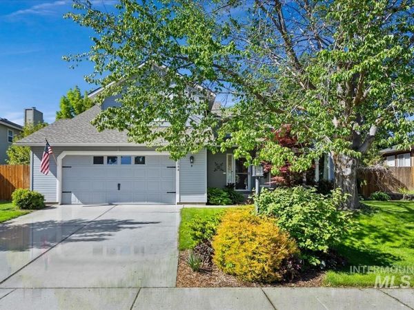 1544 E Falcon Rim Ct, Eagle, ID 83616