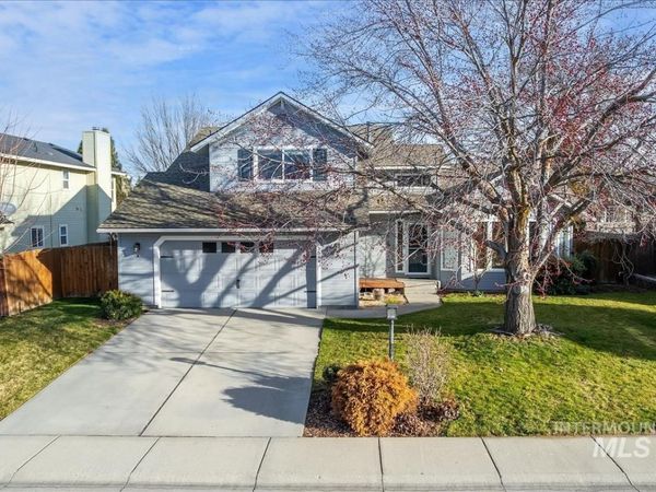 1544 E Falcon Rim Ct, Eagle, ID 83616