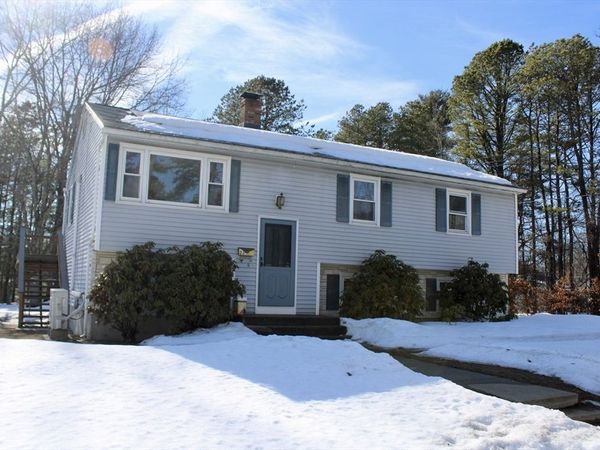 23 Sunset Dr, Montague, MA 01376
