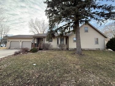 203 W Main Street, Blooming Prairie, MN 55917