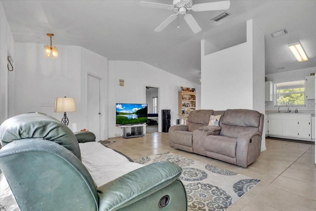 123 NW 9th Street, Cape Coral, FL 33993 Photo