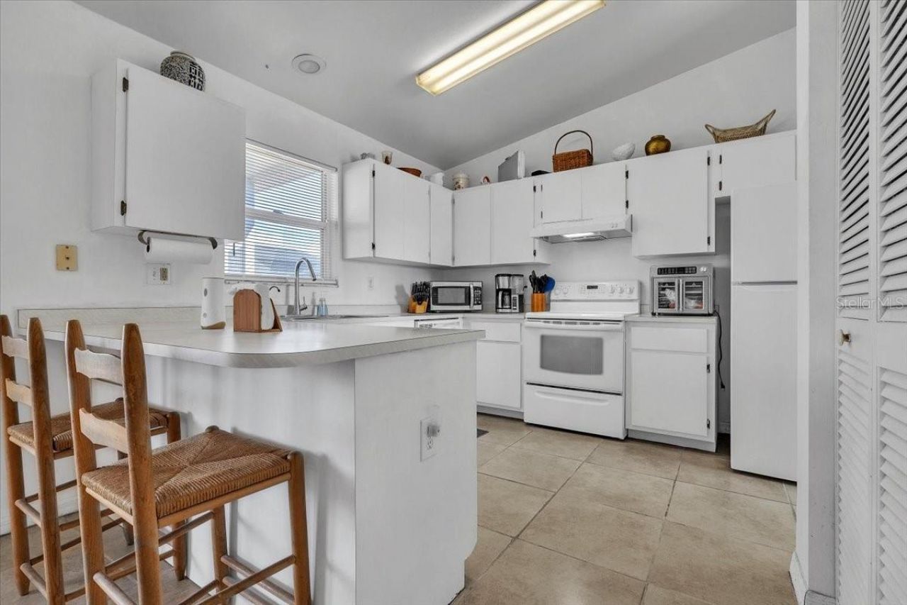 123 NW 9th Street, Cape Coral, FL 33993 Photo