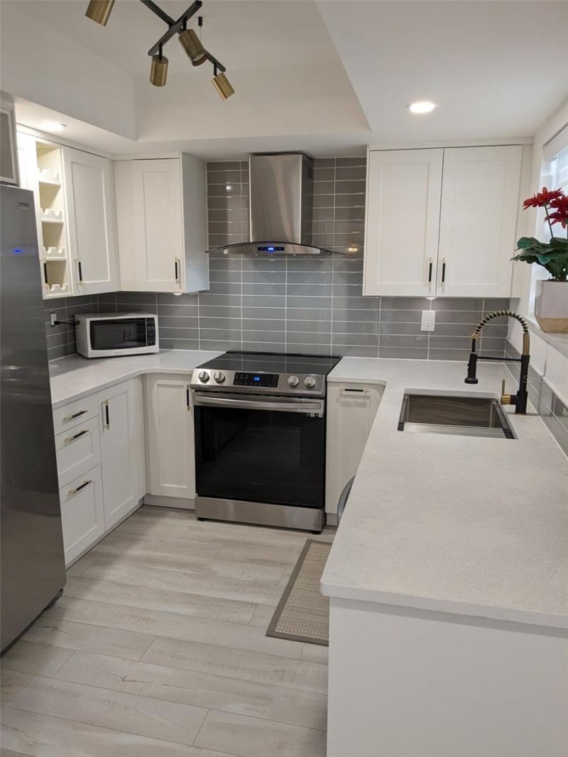 1414 58th Street W, Bradenton, FL 34209 Photo