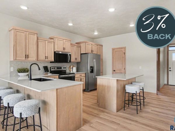 9213 W 43rd St, Sioux Falls, SD 57106